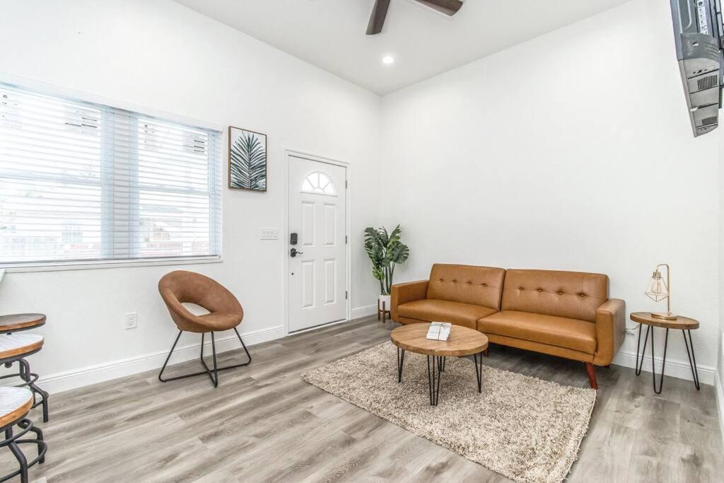 2Br Spacious House In Heart Of West Tampa Ngoại thất bức ảnh