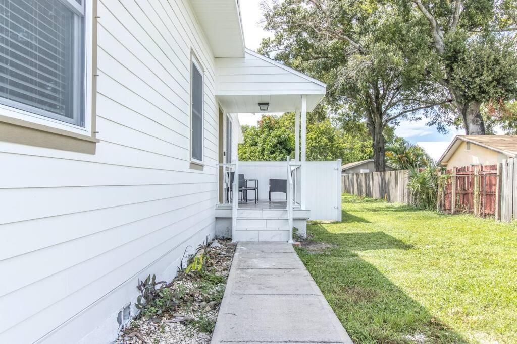 2Br Spacious House In Heart Of West Tampa Ngoại thất bức ảnh